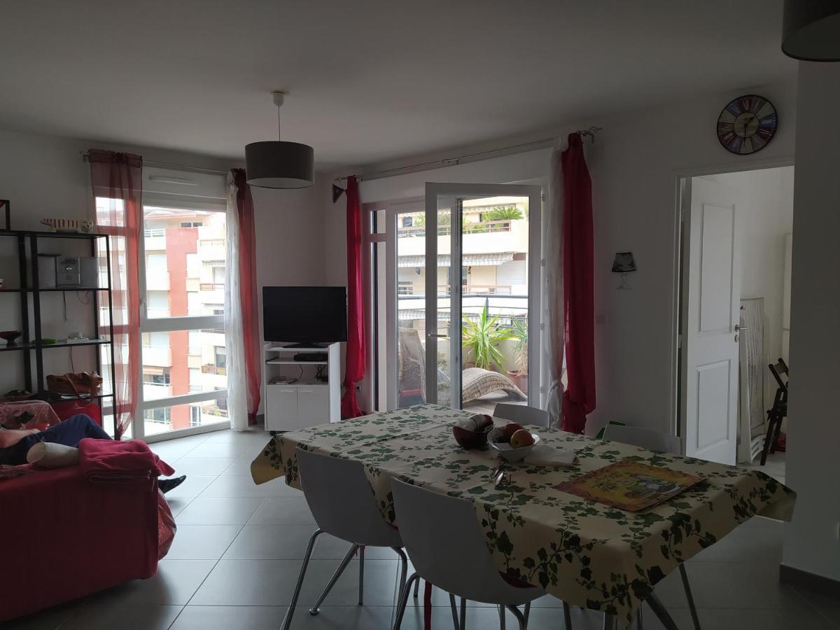 Menton Park Apartment Exterior photo